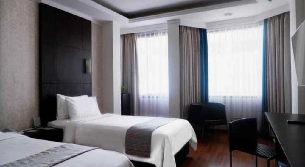Bentani Hotel & Residence Cirebon Exterior foto